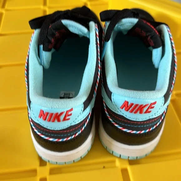 Nike Dunks